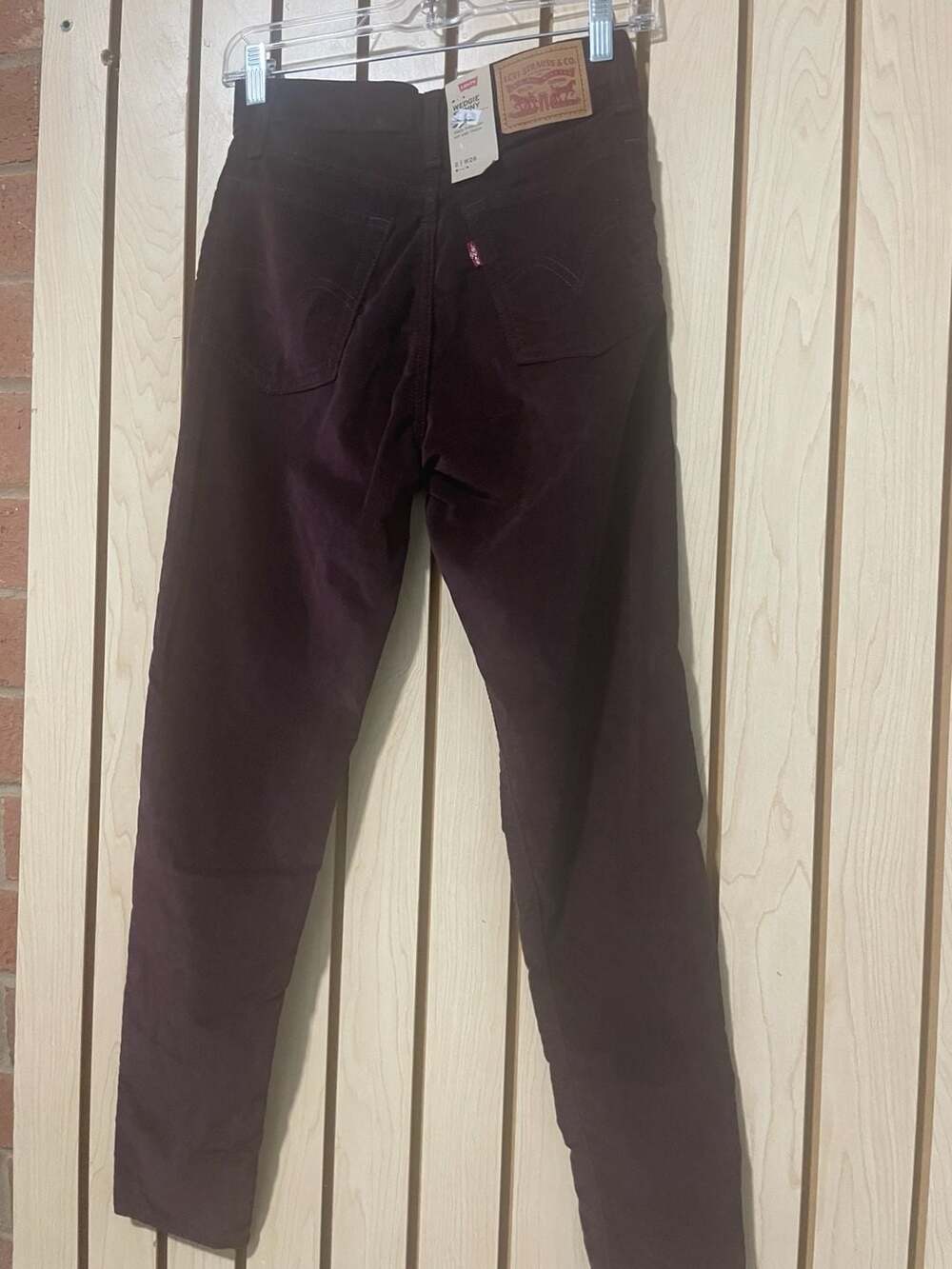 Levi's Wedgie Skinny Corduroy Pants Size 26